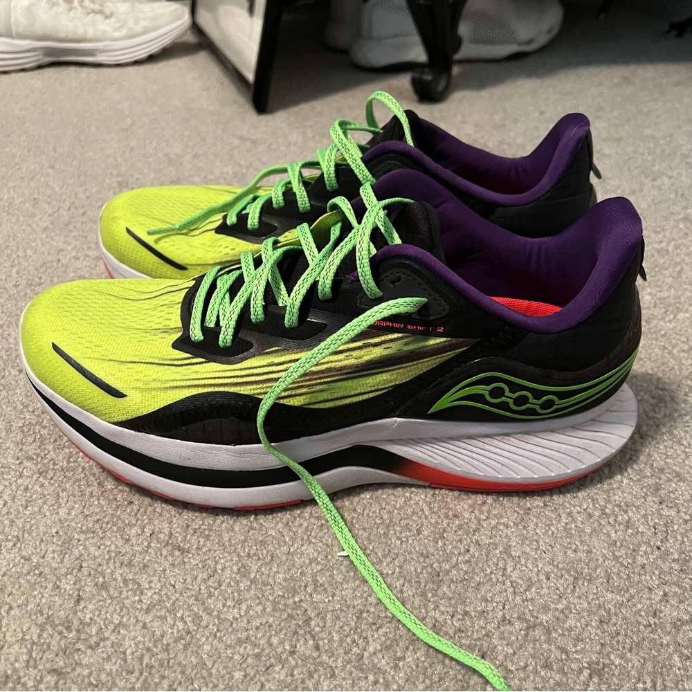 Saucony Endorphin Shift 2